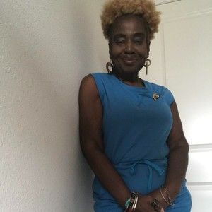 Meet your Posher, Nina